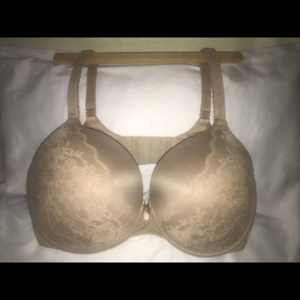 Victoria’s Secret underwire support bra